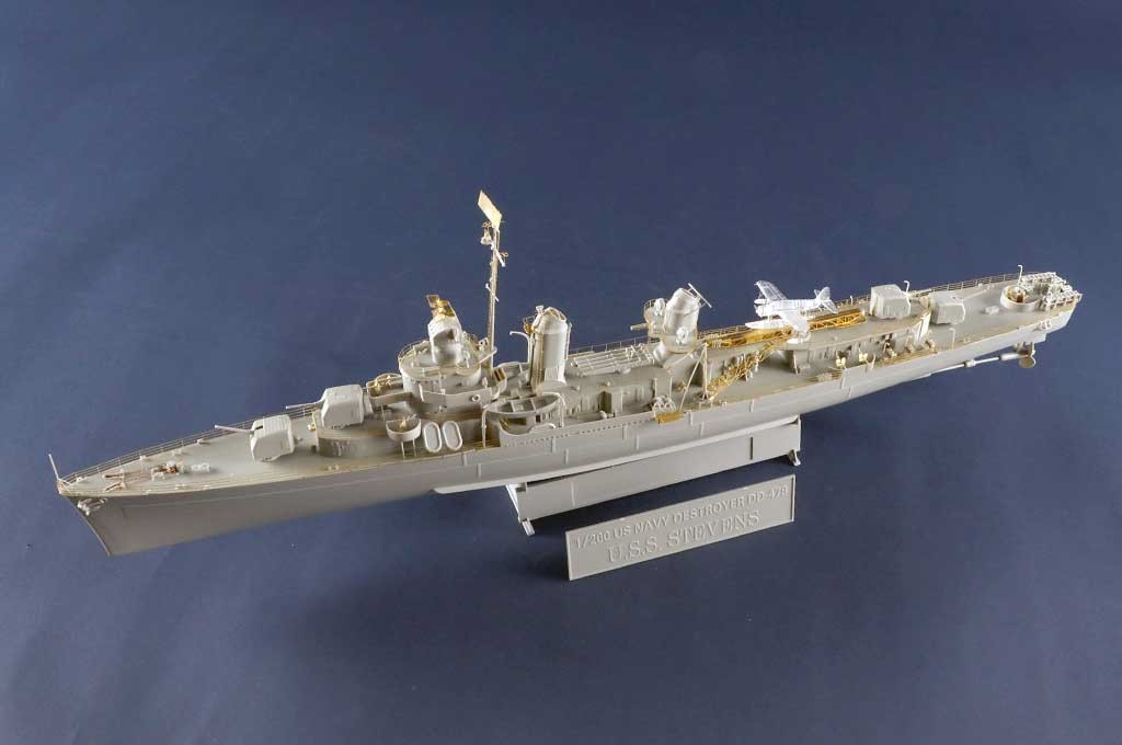 TSM03722 Trumpeter 1/200 USS Stevens DD-479