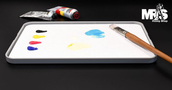 What Is a Wet Palette and Why Every Miniature Painter Needs One