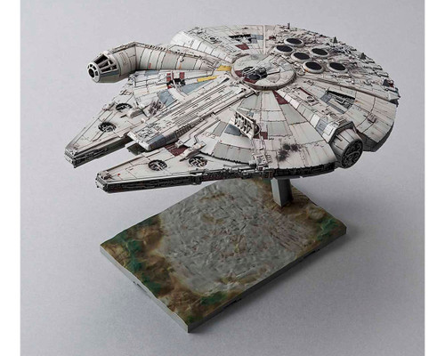 Bandai Star Wars: The Last Jedi 1/144 Millennium Falcon Model Kit