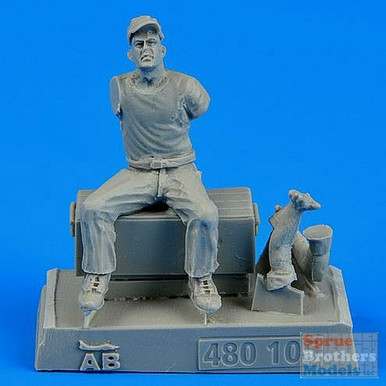 ARSAB480105 1:48 AeroBonus US Army Aircraft Mechanic WW2 Pacific Theater