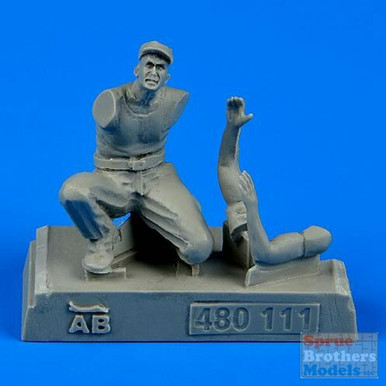 ARSAB480111 1:48 AeroBonus US Army Aircraft Mechanic WW2 Pacific Theater