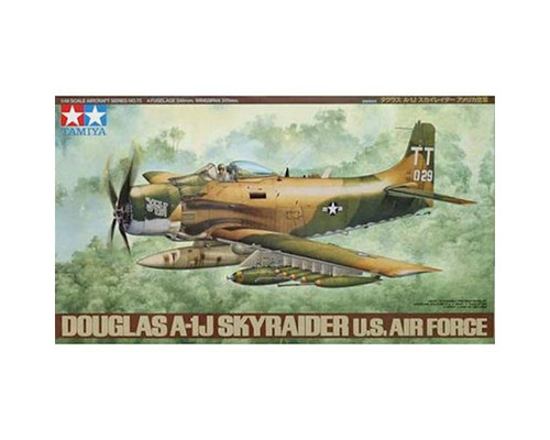 TAM61073 Tamiya 1/48 Douglas A-1J Skyraider USAF