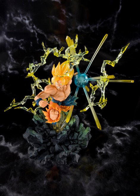 55388 Super Saiyan Son Goku -The Burning Battles- "Dragon Ball Z", Bandai FiguartsZERO 55388 Super Saiyan Son Goku -The Burning Battles- "Dragon Ball Z", Bandai FiguartsZERO