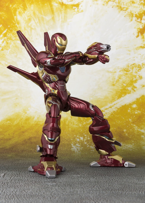 55298 Iron Man Mk-50 Nano-Weapon Set "Avengers: Infinity War", Bandai S.H.Figuarts