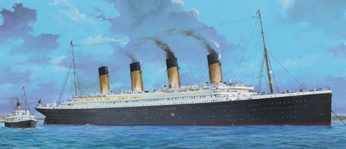 TSM3719  RMS Titanic Ocean Liner with LED Lighting  1/200