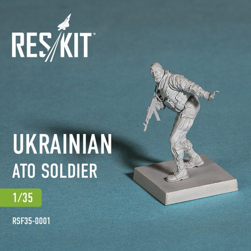 RSF35-0001  ATO soldier 1/35 Figures