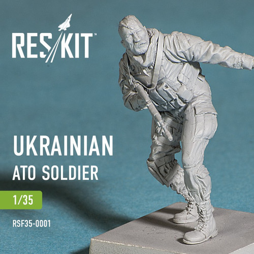 RSF35-0001  ATO soldier 1/35 Figures