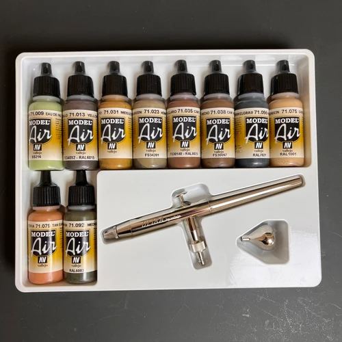 VLJ71168 Model Air Set: Camo Colors With Airbrush (10)