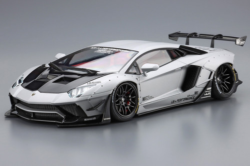 Aoshima 1/24 LB-Works Lamborghini Aventador Limited Edition Ver.1 plastic model kit