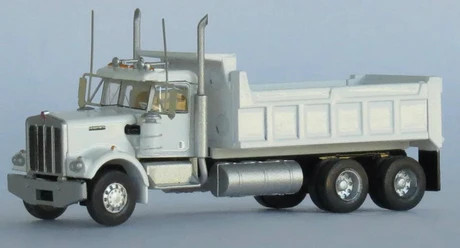 TWX49072 N Kenworth W900 Dump Truck - Assembled -- White