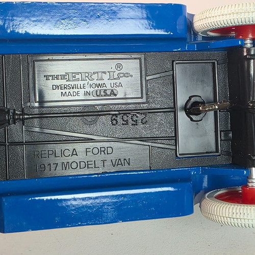 ERT374 Collection Ford New Holland 1917 Model T Bank