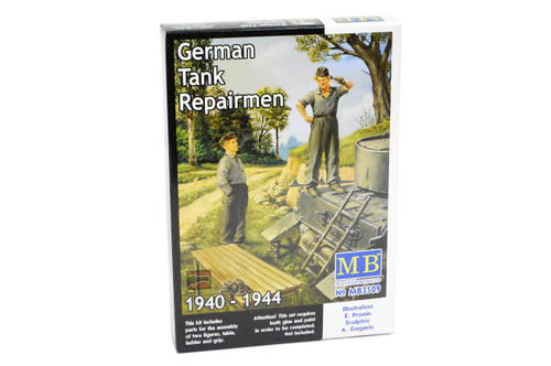 (SO) 1/35 Master Box German Tank Repairmen 1940-44 (x2) Plastic Model Kit