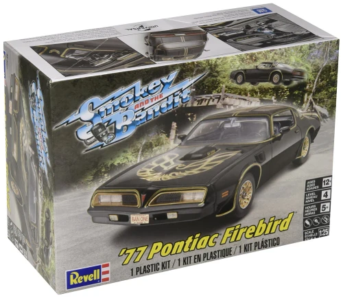 RMX854027 Revell Smokey and Bandit '77 Firebird 1/25