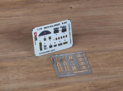 (SO) 1/72 Eduard B-25J Space for Hasegawa/Eduard