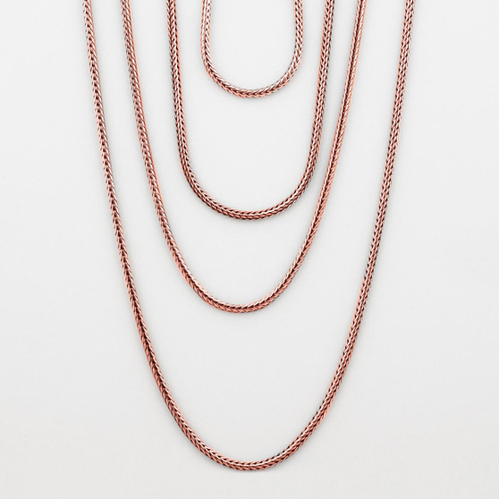 Sleek snake chain in burnished bronze plating.
S: 45 cm | M: 55 cm | L: 70 cm | XL: 90 cm