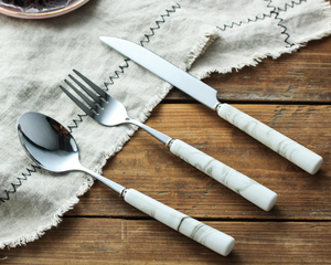 Marble effect Handle Cutlery Set