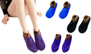 NEW  Soft Plush Indoor Floor Socks 5509