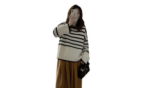 NEW Autumn and winter loose black and white striped colorblock crew neck sweater 5701