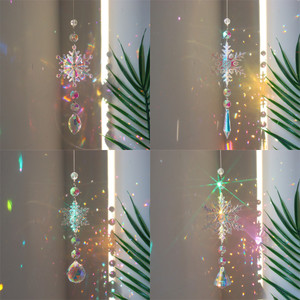 NEW 2511 Christmas Limited Edition Rainbow Crystal Light and Shadow Snowflake Pendant - 4pcs 9850