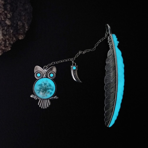 Luminous Metal Vintage Bookmark -la 9974