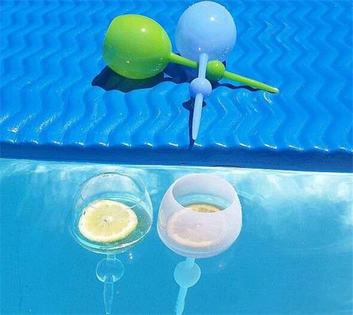 Floating Self-Standing Glass