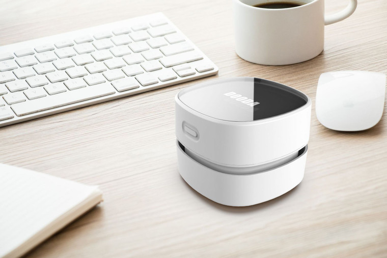 Mini desktop vacuum cleaner