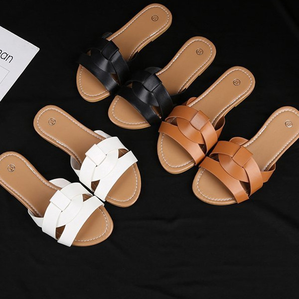 Large size flat beach Roman flat hollow female sandals
