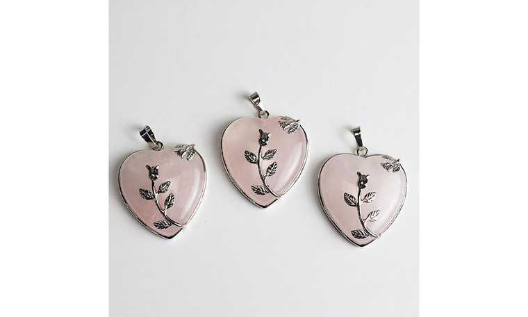 NEW Crystal Heart Rose Pendant 0344