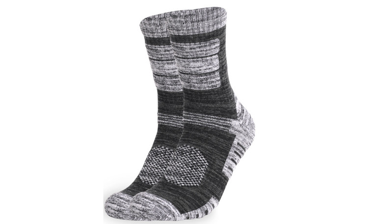 NEW Outdoor mid tube sports socks 5552