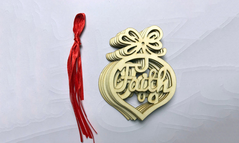 NEW 6PC Christmas wooden bulb decorative skeletonized small pendant 5649