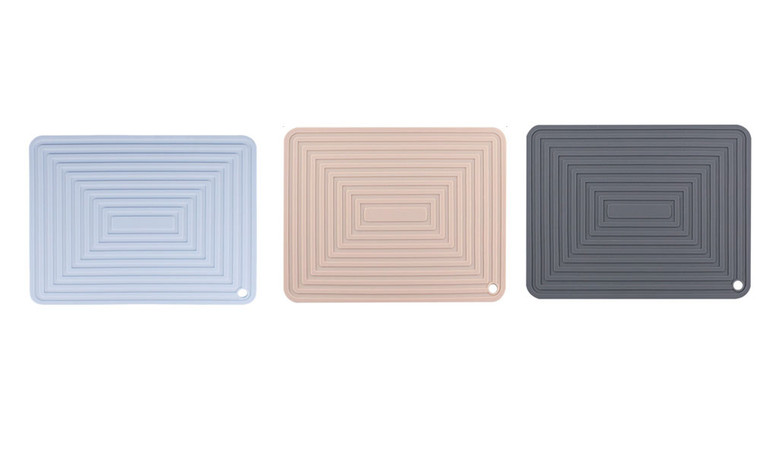 2302  NEW   2pcsSilicone pan pad square thickened heat insulation pad anti-slip corrugated kitchen table mat  6315