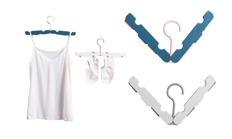 2309 NEW 4PC Foldable clothes hanger Travel portable clothes hanger Household anti slip windproof clothes hanger Clothes hanger 8202 la