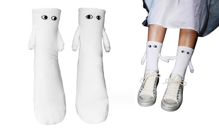 2310  NEW Holding Hand Socks 1 Pair Magnetic Hand Socks Funny Magnetic Suction 3D Doll Holding Hand Socks 7642  LA