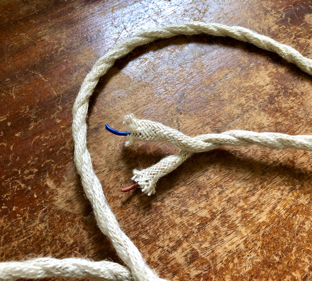 White Rope Covered Electrical Cord | Snake Head Vintage