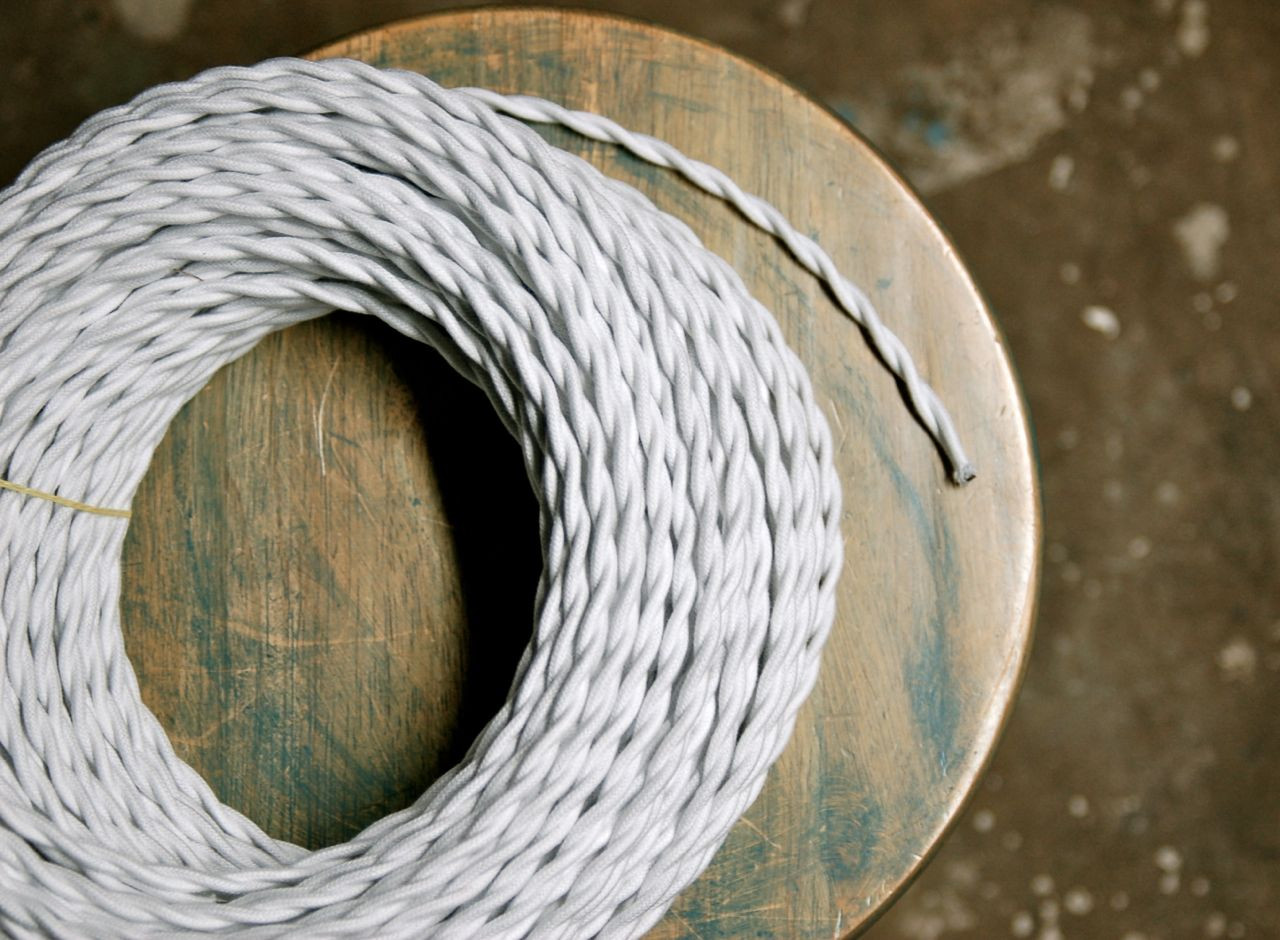 Cloth Covered Wire 18g, White Cotton