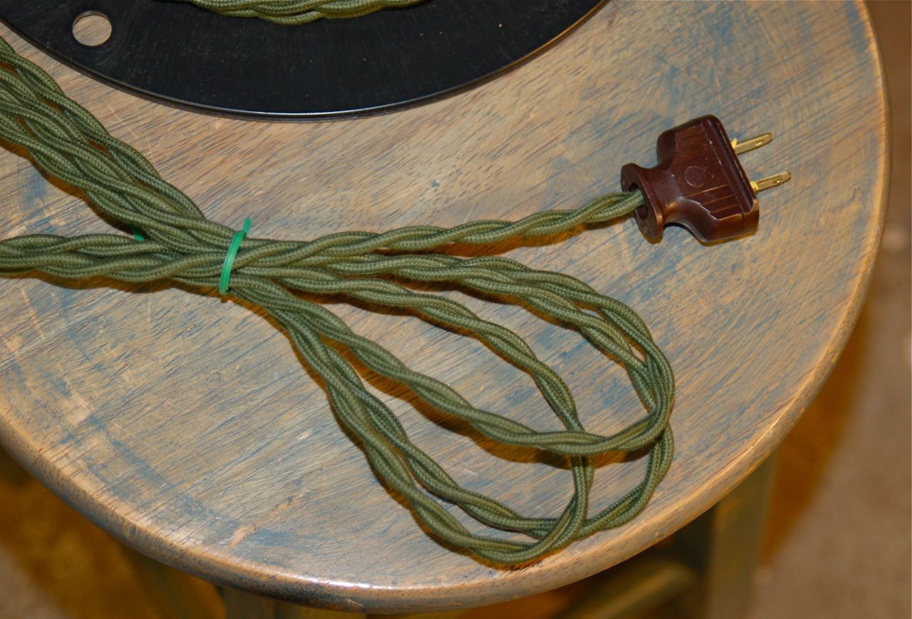 Green Cloth Covered Electrical Cord Twisted Cloth Wire