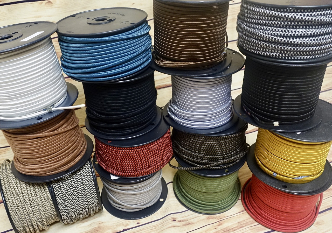 8' Flat 2Wire Cloth Covered Cord with Plug Attached Snake Head Vintage