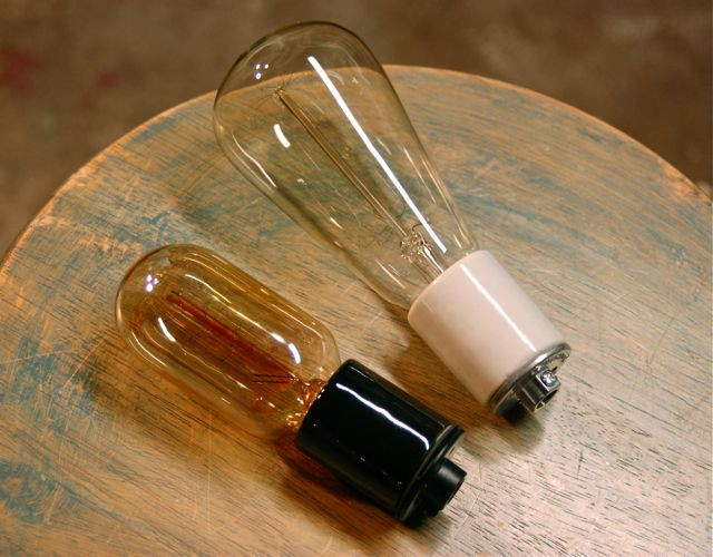 White/Black Vintage Porcelain Light Socket Keyless Light Socket