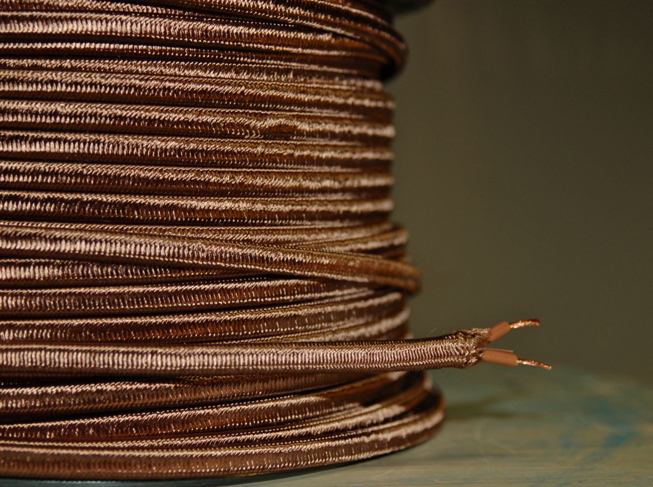 Brown Parallel (Flat) Cloth Covered Wire, Rayon PER FOOT Snake Head