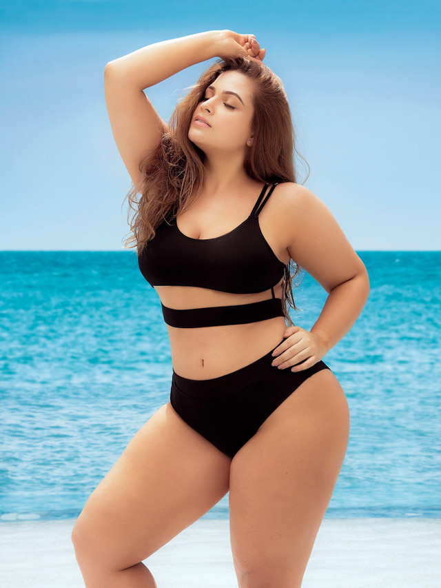 Plus Size Swimwear - BBW Swimsuits