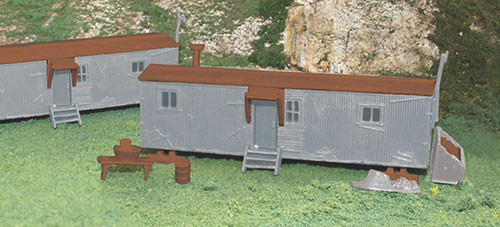 Bachmann 45176 HO Railroad Work Sheds, Gray & Oxide Red
