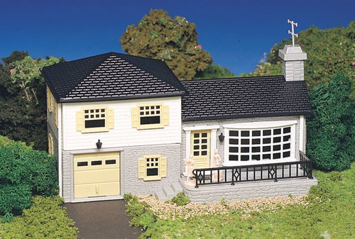 Bachmann 45213 HO Split Level House Model Kit