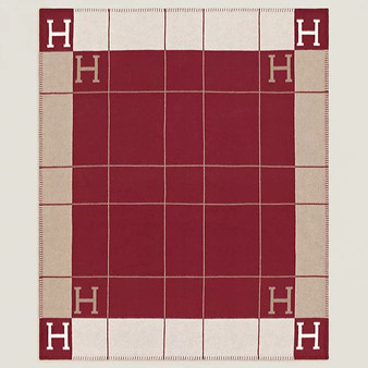 H Throw Blanket Red