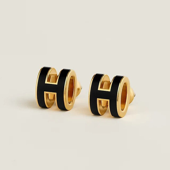 H Earrings Black