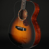 Eastman E2OM Deluxe Orchestra Electro Acoustic in Sunburst Truetone Gloss with Gig Bag