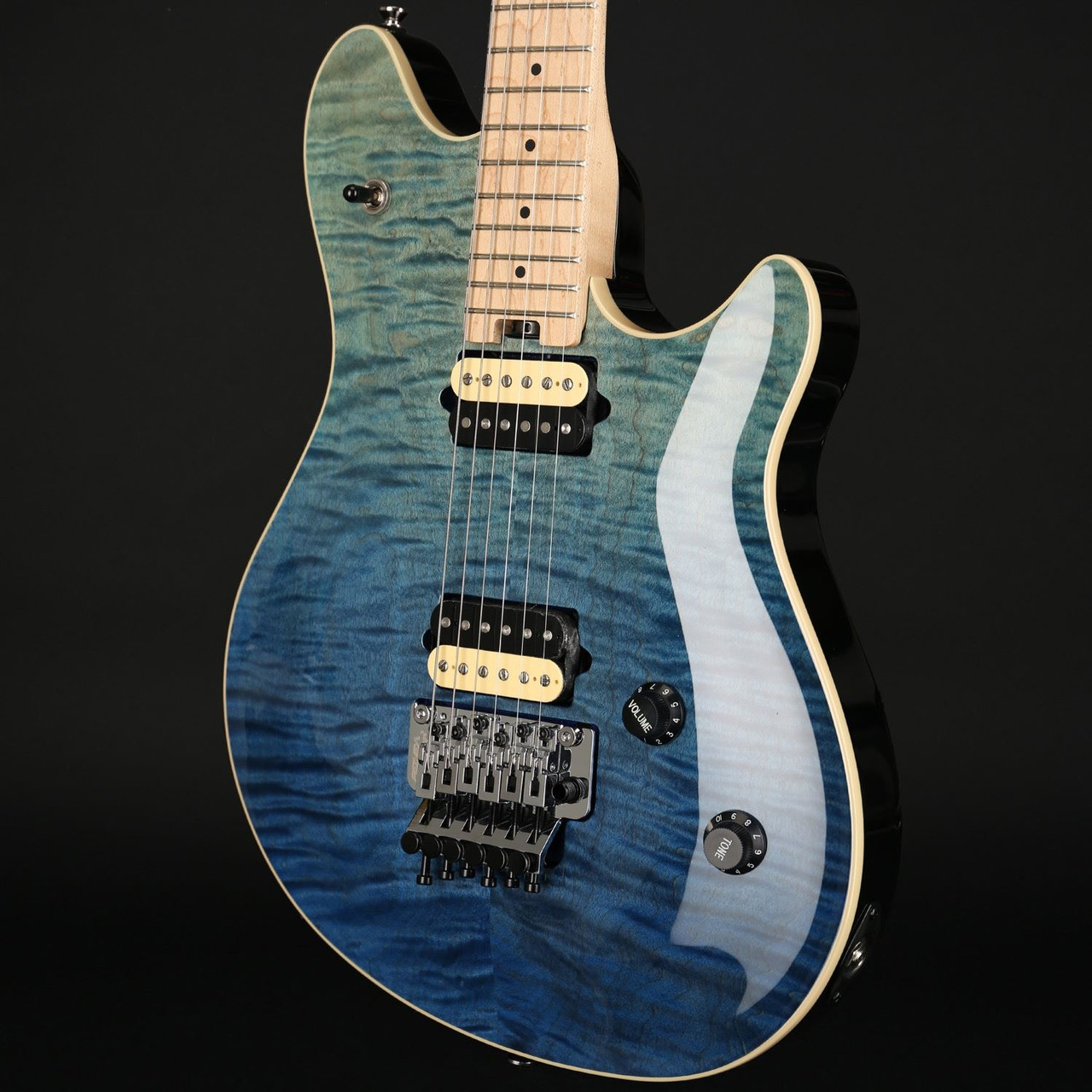 Peavey HP2 Electric Guitar Tremolo in Deep Ocean #OARCCA0300626 