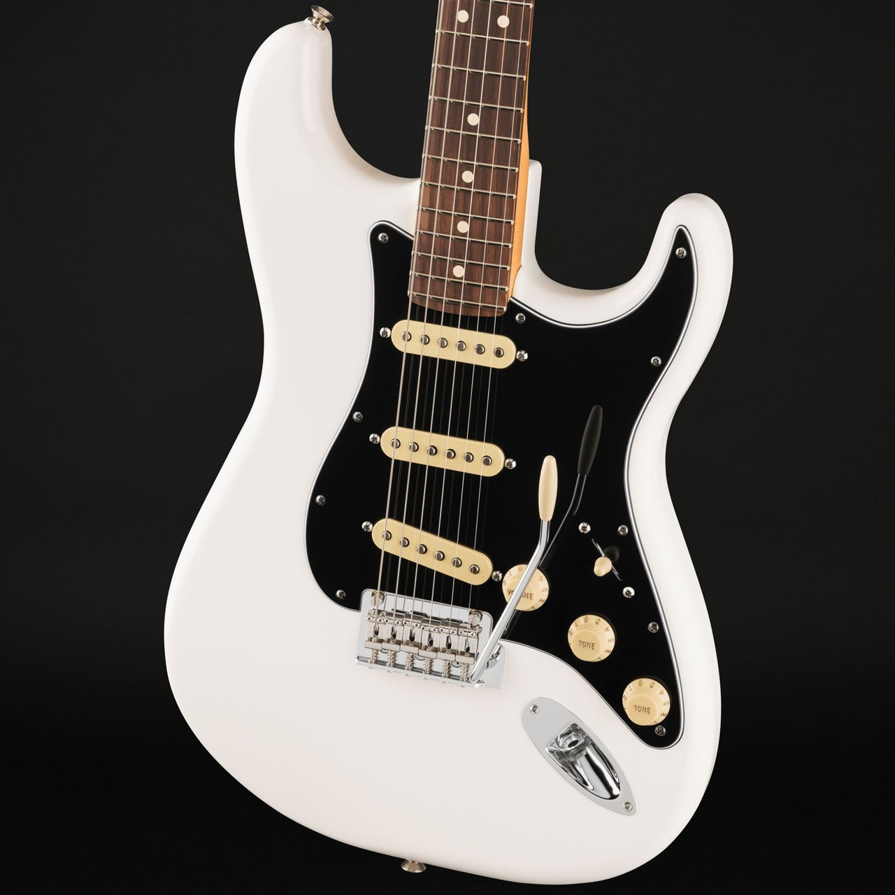 Fender Player II Stratocaster, Rosewood in Polar White - Wildwire