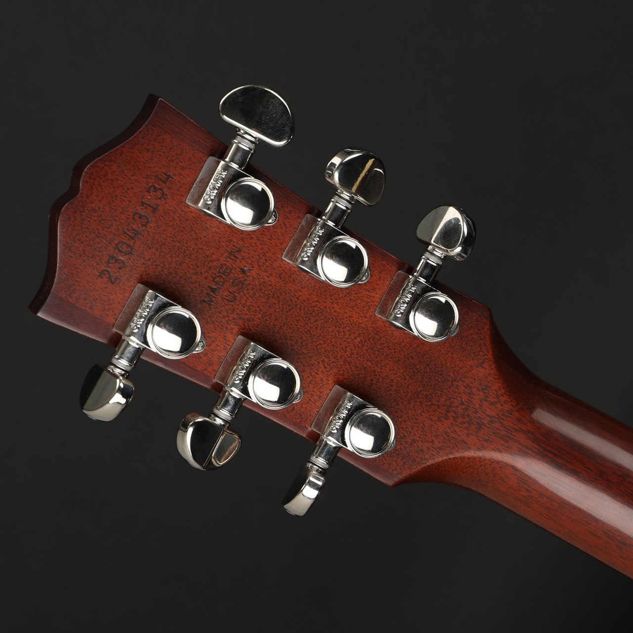Gibson J-45 Standard in Gibson Exclusive Antique Natural VOS
