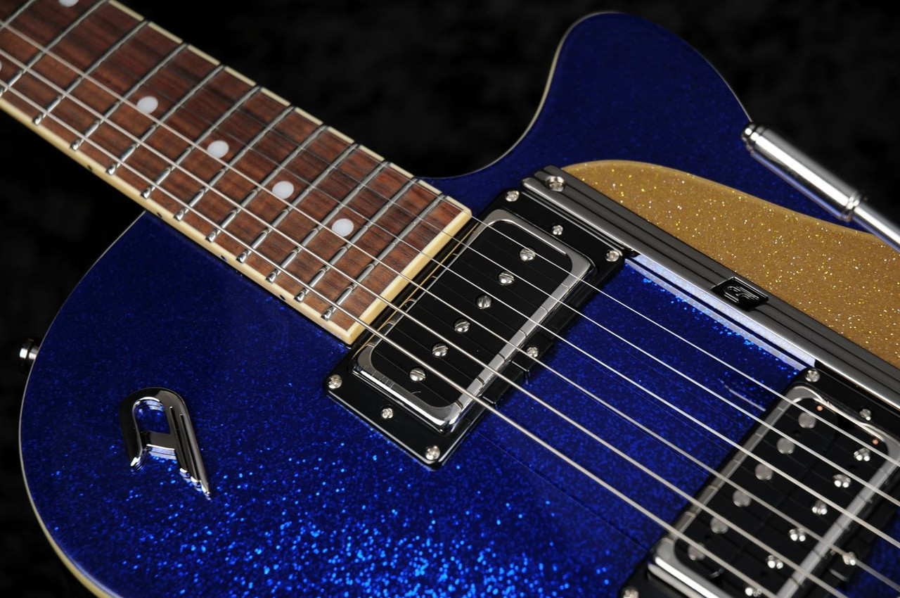Duesenberg Starplayer TV in Blue Sparkle with Hard Case | Wildwire