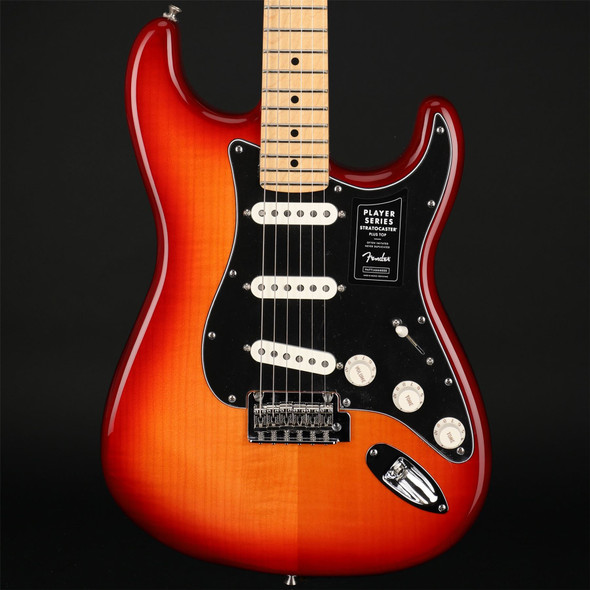 Fender Player Stratocaster Plus Top, Maple Fingerboard in Aged Cherry